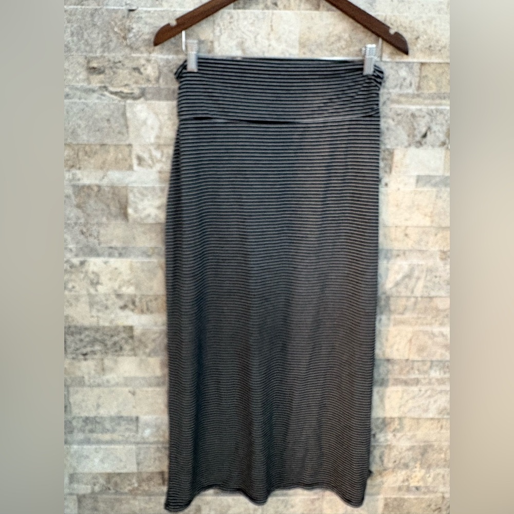 Faded Glory Black‎ and Gray Striped summer Maxi skirt, size M
